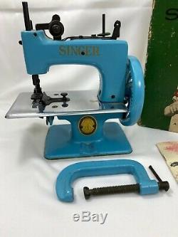 Antique 1954-1957 SINGER SEW HANDY Model 20 Pale Blue Sewing Machine