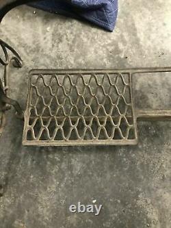 Antique Cast Iron Singer Treadle Sewing Machine Base for Industrial Models 29-4