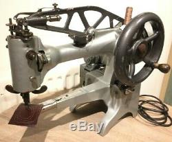 Antique Electric & HandCrank Singer Walking Foot 29K71 Cylinder Arm Patcher