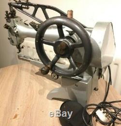 Antique Electric & HandCrank Singer Walking Foot 29K71 Cylinder Arm Patcher