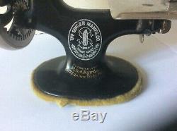 Antique Miniature Singer Childs Sewing Machine