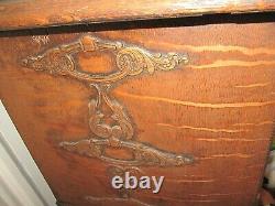 Antique Oak Sewing Machine Cabinet from Singer