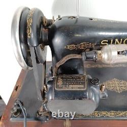 Antique Old Vintage 1929 Singer Sewing Machine With Wooden Case