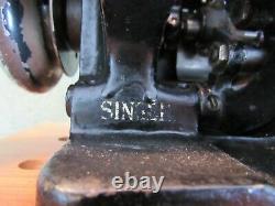 Antique Original 1865 Singer Sewing Machine Model 81-10 Overlock Model #139316