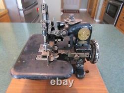 Antique Original 1913 Singer Sewing Machine Model 81-10 Overlock Model #139316