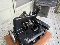 Antique Original 1913 Singer Sewing Machine Model 81-10 Overlock Model #139316