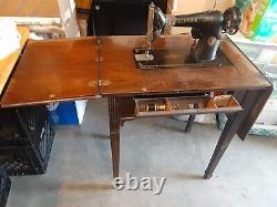 Antique Original Singer Sewing Machine/ Year 1912 Serial # G3207247