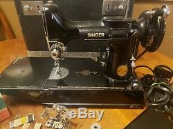 Antique SINGER 221 Featherweight Sewing Machine Case Pedal Attachments NICE 1949