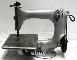 Antique SINGER 24-1 Chainstitch 1-Needle 1-Thread Industrial Sewing Machine Head