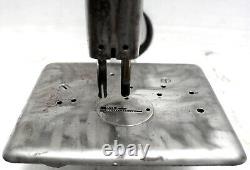 Antique SINGER 24-1 Chainstitch 1-Needle 1-Thread Industrial Sewing Machine Head