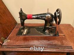 Antique SINGER GOLD ROSES Sewing Machine Model 27 28 Cabinet (Vintage 1895) Nice