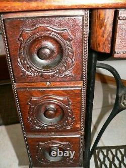 Antique SINGER RED EYE Treadle Sewing Machine Vintage 1911 in Oak Cabinet