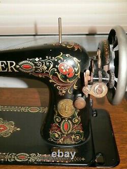 Antique SINGER RED EYE Treadle Sewing Machine Vintage 1911 in Oak Cabinet