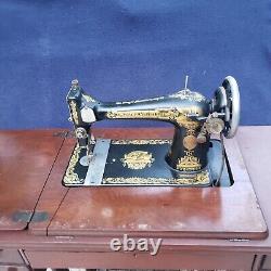 Antique SINGER Treadle Sewing Machine. AC Series. In Working Condition