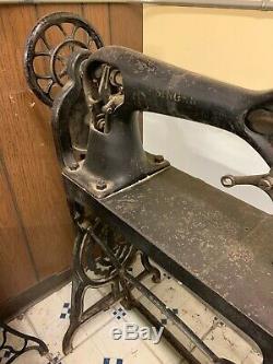 Antique Sewing Machine- Singer