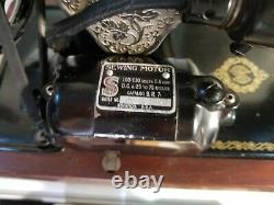 Antique Singer 128-3 AE 188053 Series Sewing Machine with light, and wooden case