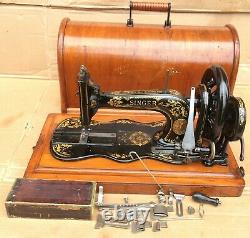 Antique Singer 12K New Family Fiddle base with Acanthus decals