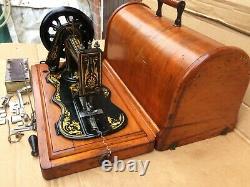 Antique Singer 12K New Family Fiddle base with Acanthus decals