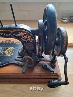 Antique Singer 12k Sewing Machine fiddle based & cased & shuttle bobbin as pics