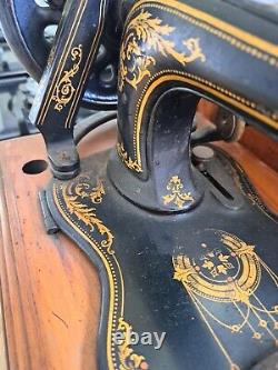 Antique Singer 12k Sewing Machine fiddle based & cased & shuttle bobbin as pics