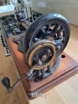 Antique Singer 12k Sewing Machine fiddle based & cased & shuttle bobbin as pics