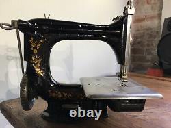 Antique Singer 24 Industrial Chainstitch Sewing Machine