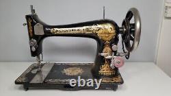 Antique Singer 27 Sewing Machine 1904, for home decor only, moving machine parts