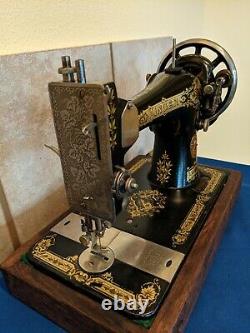 Antique Singer 28K Hand Crank Sewing Machine 1917 Clean Tested Works Great
