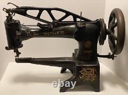 Antique Singer 294 Leather Industrial Sewing Machine Real Nice Works Great