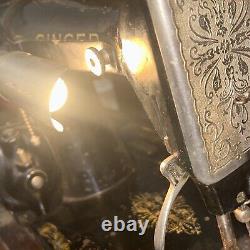 Antique Singer 99K Sewing Machine 1923 Need belt and serviceMotor Works