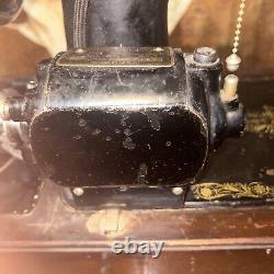 Antique Singer 99K Sewing Machine 1923 Need belt and serviceMotor Works