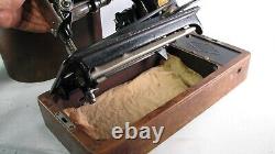 Antique Singer AC894166 Sewing Machine With Foot Motor Controller & Motor B. U. 7-E