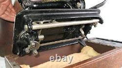 Antique Singer AC894166 Sewing Machine With Foot Motor Controller & Motor B. U. 7-E