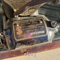 Antique Singer Black & Gold Tone Ornate Sewing Machine LaVincendora Bentwood
