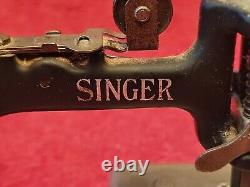 Antique Singer Childs Salesman Sample Hand Crank Sewing Machine