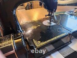 Antique Singer Featherweight Sewing Machine 1951 Original