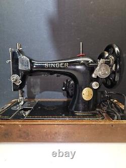 Antique Singer Manufacturing Co. 15-91 Sewing Machine Serial #JC157026 Tested