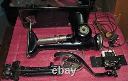 Antique Singer Mdl 101-3 Electric Sewing Machine for spare parts Pls read Ad