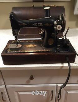 Antique Singer Model 99 -13 1924 Sewing Machine Serial #AA009972 WORKS GREAT