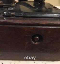 Antique Singer Model 99 -13 1924 Sewing Machine Serial #AA009972 WORKS GREAT