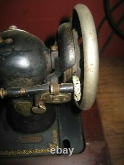 Antique Singer Peddle Powered Sewing Machine (local Pick Up Only)