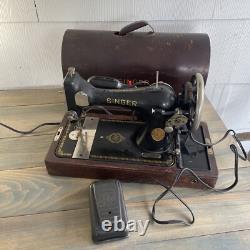 Antique Singer Portable Sewing Machine Model 128 1930s Works