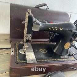 Antique Singer Portable Sewing Machine Model 128 1930s Works