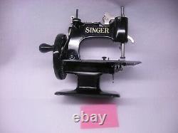 Antique Singer Sewhandy 20 Toy Miniature Sewing Machine Refurbished Complete