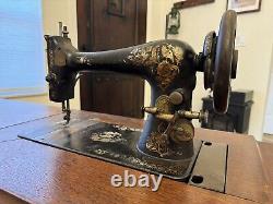 Antique Singer Sewing Machine 1903 K994067