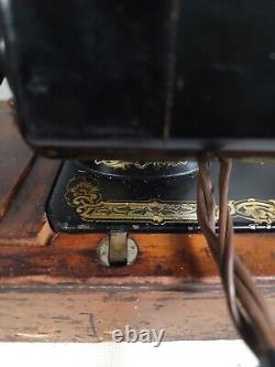 Antique Singer Sewing Machine 1910 Model #28- Oiled and Tested