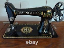 Antique Singer Sewing Machine 1911 with stand/cabinet from Germany in good shape