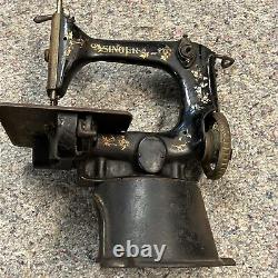 Antique Singer Sewing Machine 1912 Model G2494377 Hand Crank Untested