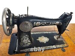 Antique Singer Sewing Machine (1916 G-Series)