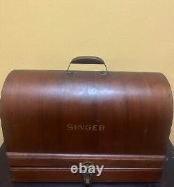 Antique Singer Sewing Machine 1920's with Bentwood Case